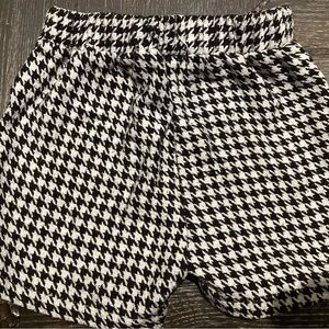 Black & White Houndstooth Knit Shorts